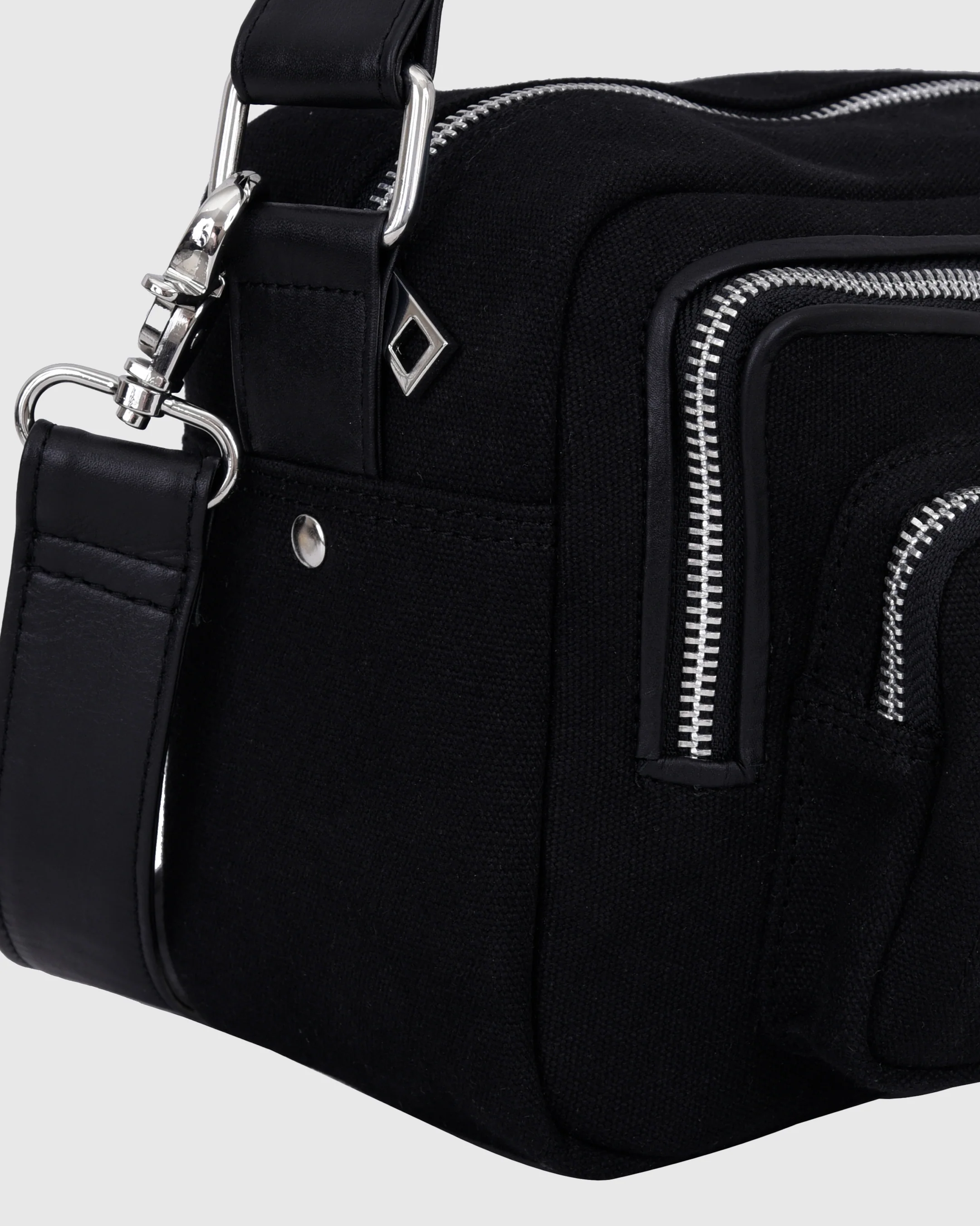 Ellie recycled canvas black - Image 3